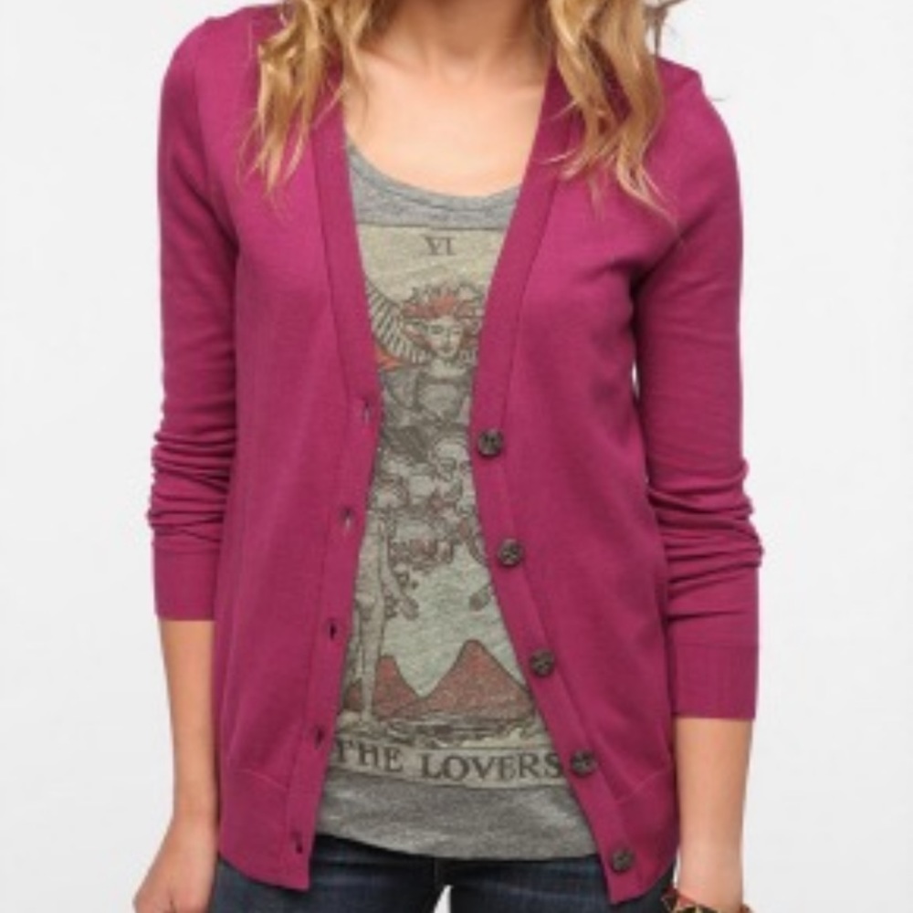 🌟2/$10🌟 Urban Outfitters Maroon Cardigan